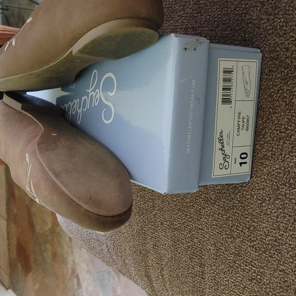 Casual Flats - Picture 4 of 4